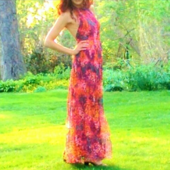 Designer Givenchy Couture Vintage Open Back Chiffon Gown - Picture 5 of 8